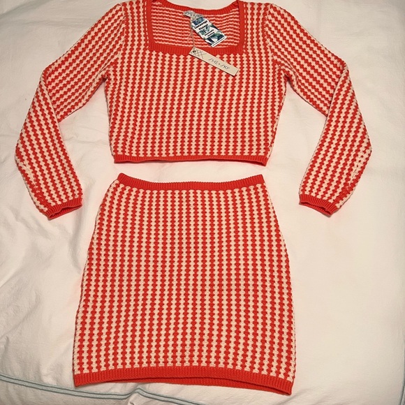 New with tags She+Sky knit skirt and sweater set - Picture 1 of 2